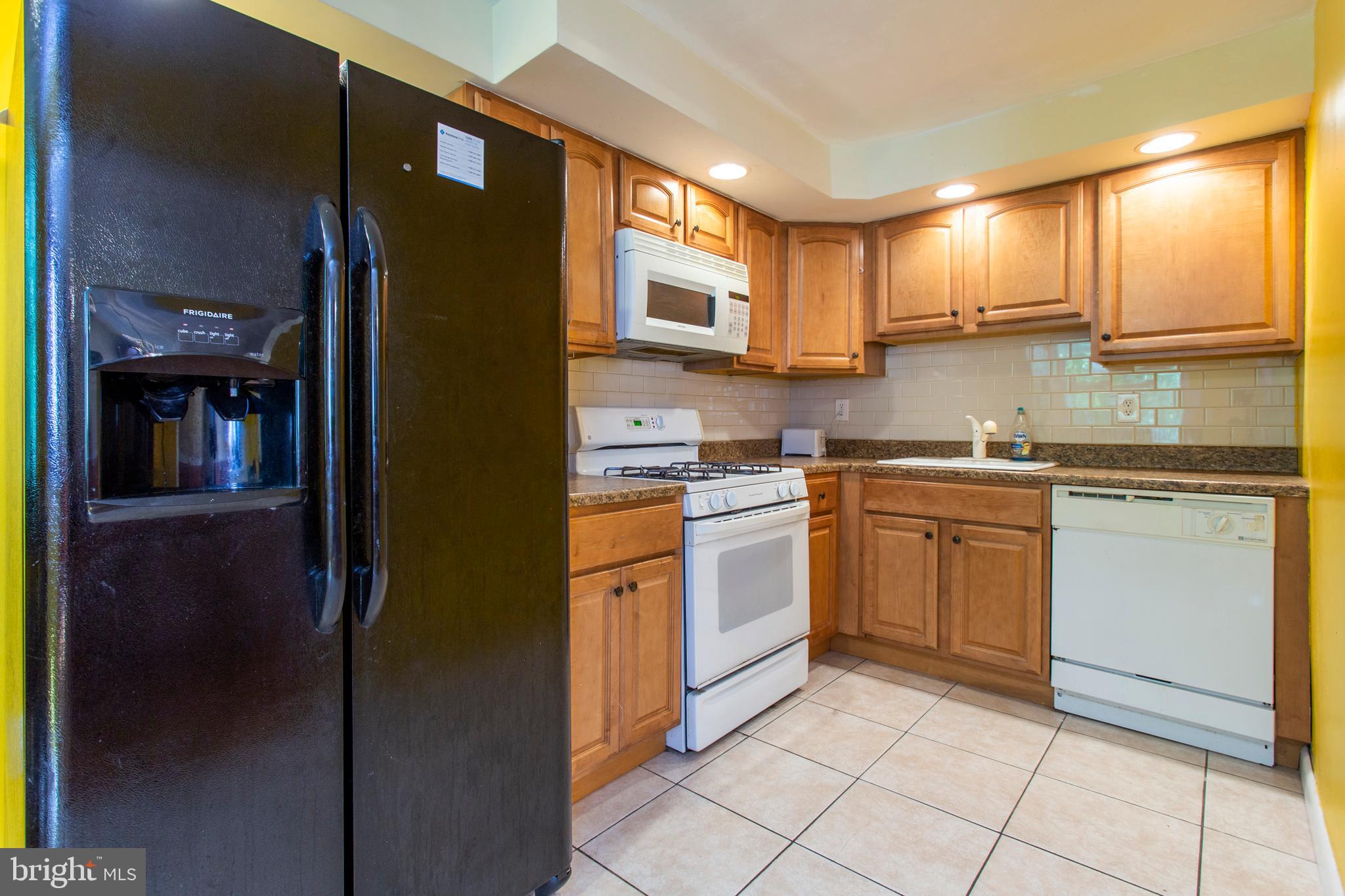 4034 Gideon Road Brookhaven, PA 19015 - Photo 7 of 23