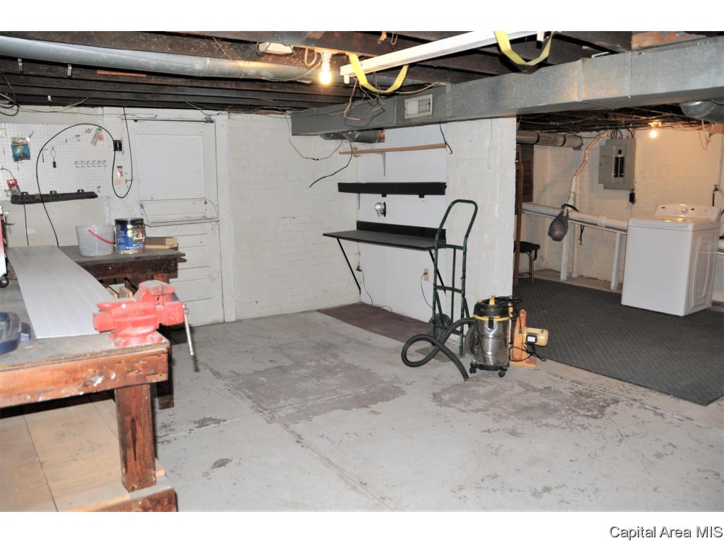 1111 North 2nd Street Springfield, IL 62702 - Photo 28 of 31