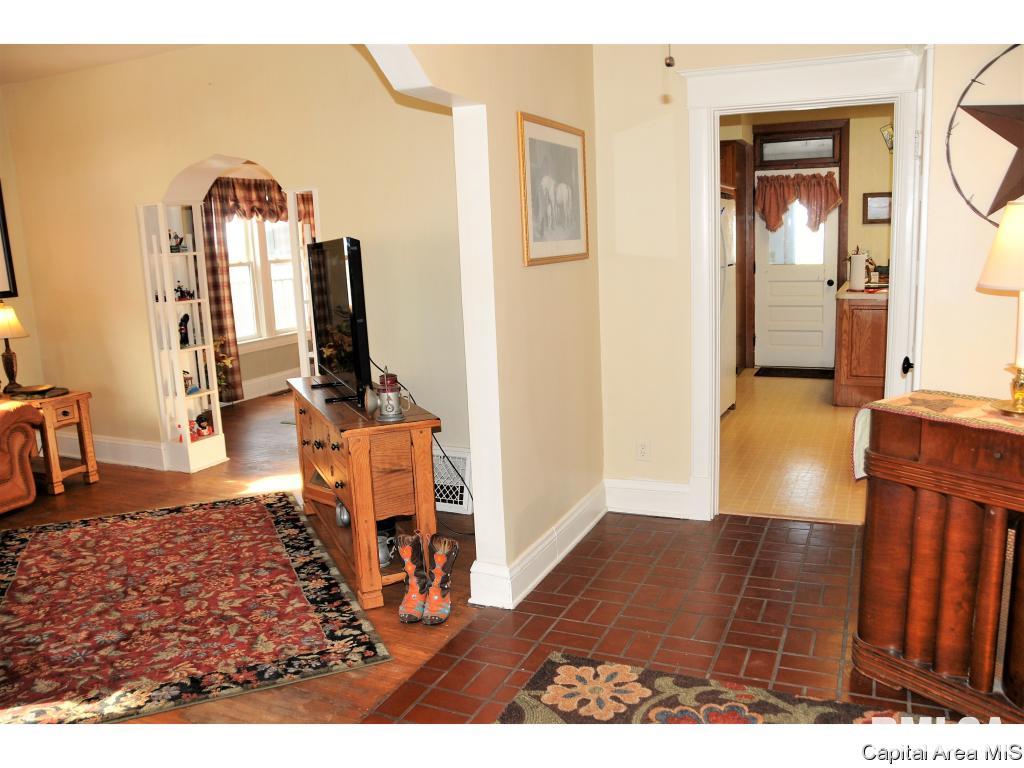 1111 North 2nd Street Springfield, IL 62702 - Photo 5 of 31