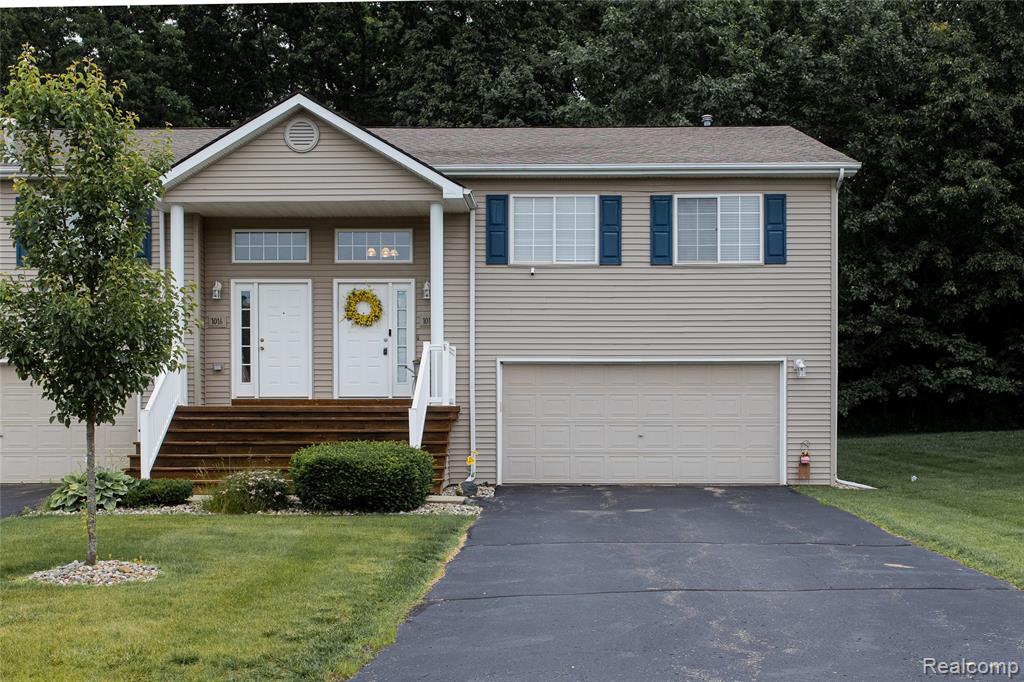 1014 Timber Ridge Court Grand Blanc, MI 48439 - Photo 2 of 18 Gallery Image 2