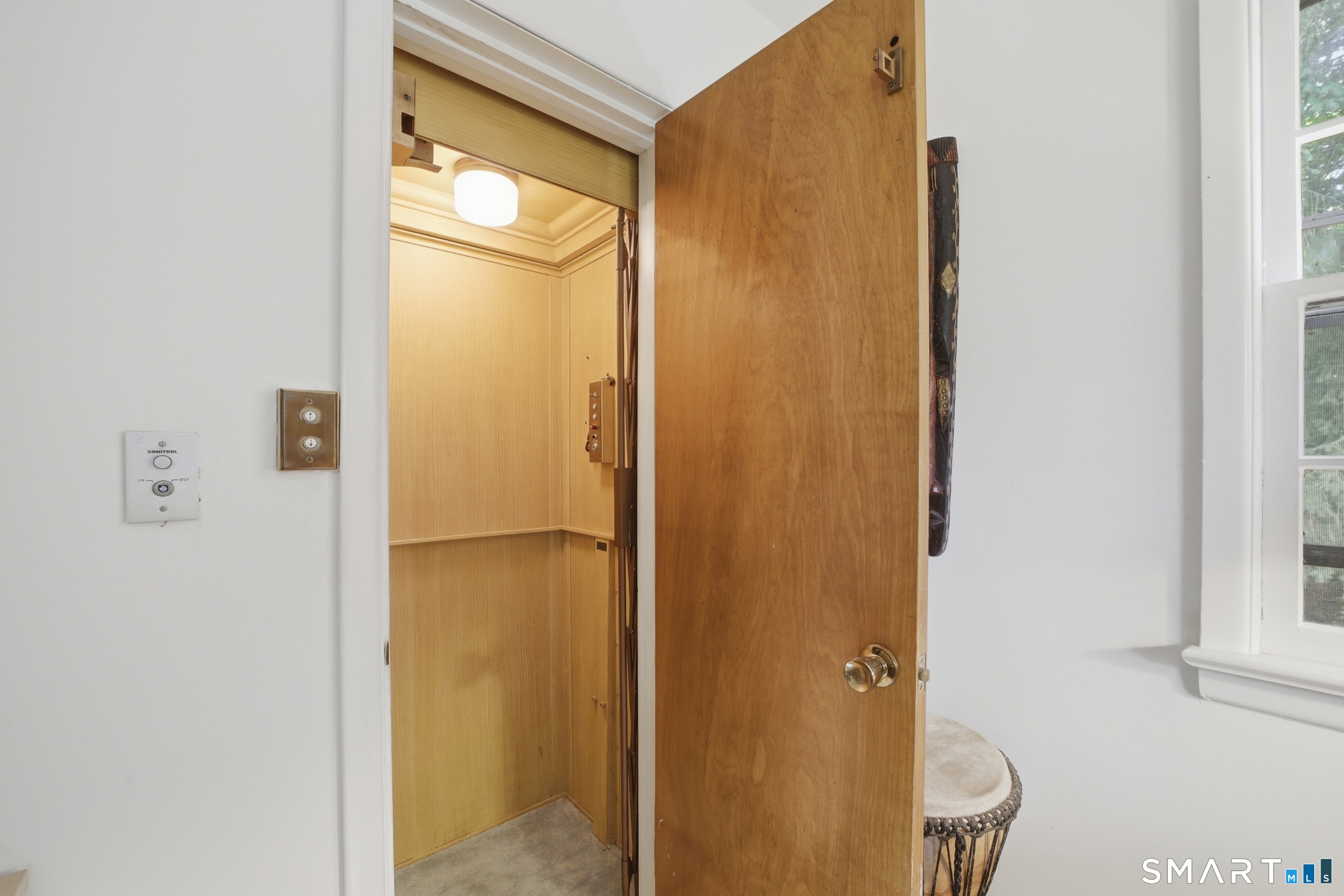 10 Joan Road Stamford, CT 06905 - Photo 21 of 33