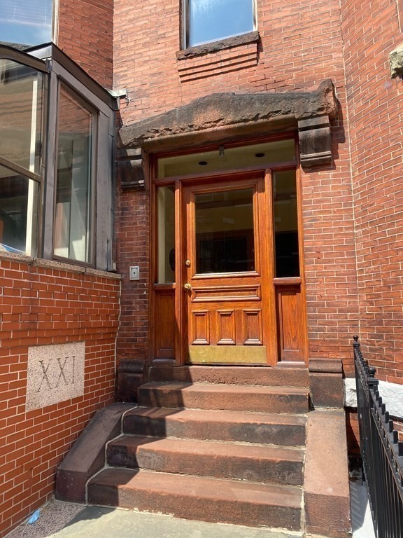 21 Symphony Road, Unit 1B Boston, MA 02115 - Photo 2 of 8