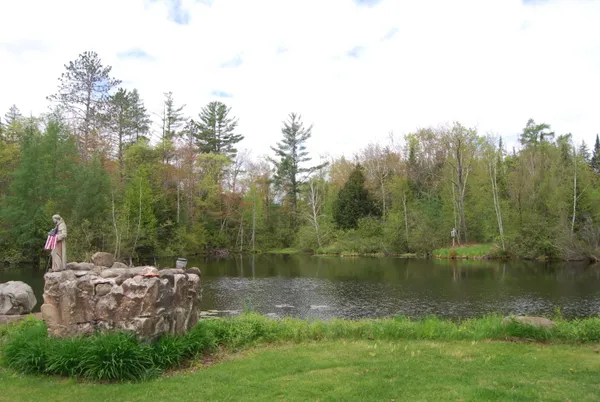 $2,699,000 | N11502 Nelson Road, Athelstane, WI 54177