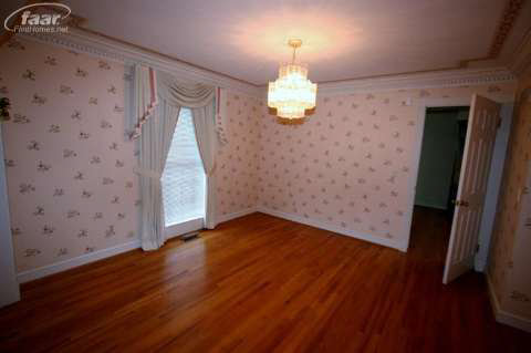 1239 Heatherwoode Road Flint, MI 48532 - Photo 11 of 59 20398158-10.JPG
