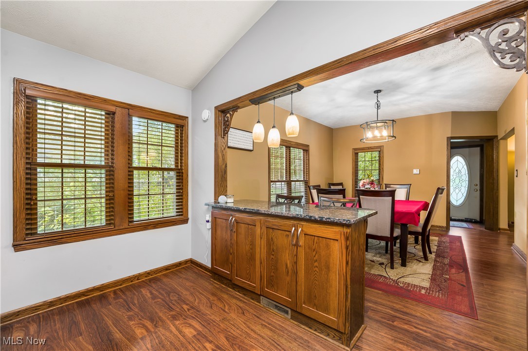 234 Swartz Road Akron, OH 44319 - Photo 5 of 16