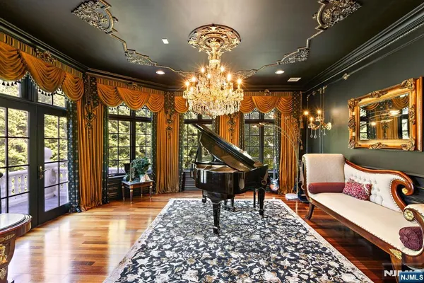 $4,799,000 | 117 Truman Drive, Cresskill, NJ 07626