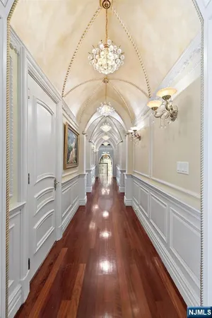 $4,799,000 | 117 Truman Drive, Cresskill, NJ 07626