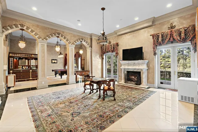 $4,998,000 | 117 Truman Drive, Cresskill, NJ 07626