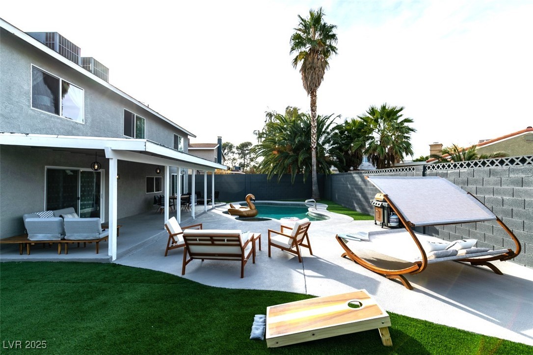 2000 Springview Drive Las Vegas, NV 89146 - Photo 25 of 29