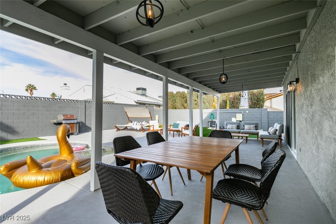 2000 Springview Drive Las Vegas, NV 89146 - Photo 27 of 29