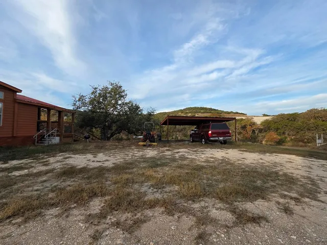 $2,400 | 708 C Town Creek Road, Kerrville, TX 78028