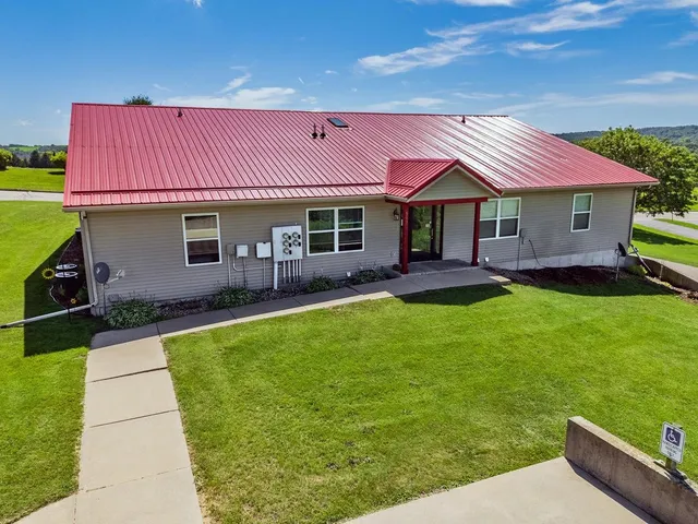 $449,900 | 517 Darcy Drive, Hillsboro, WI 54634