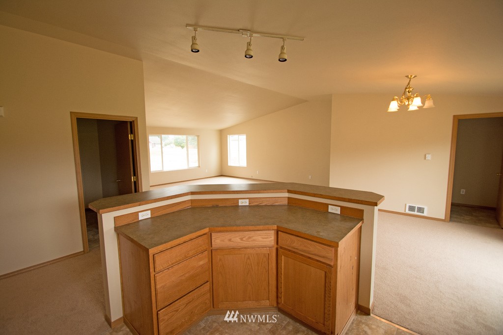 9216 176th Avenue Southwest Rochester, WA 98579 - Photo 3 of 11