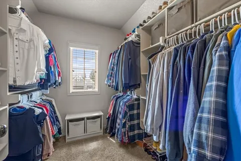 $549,900 | 1404 Southwest 41st Circle, Lee's Summit, MO 64082