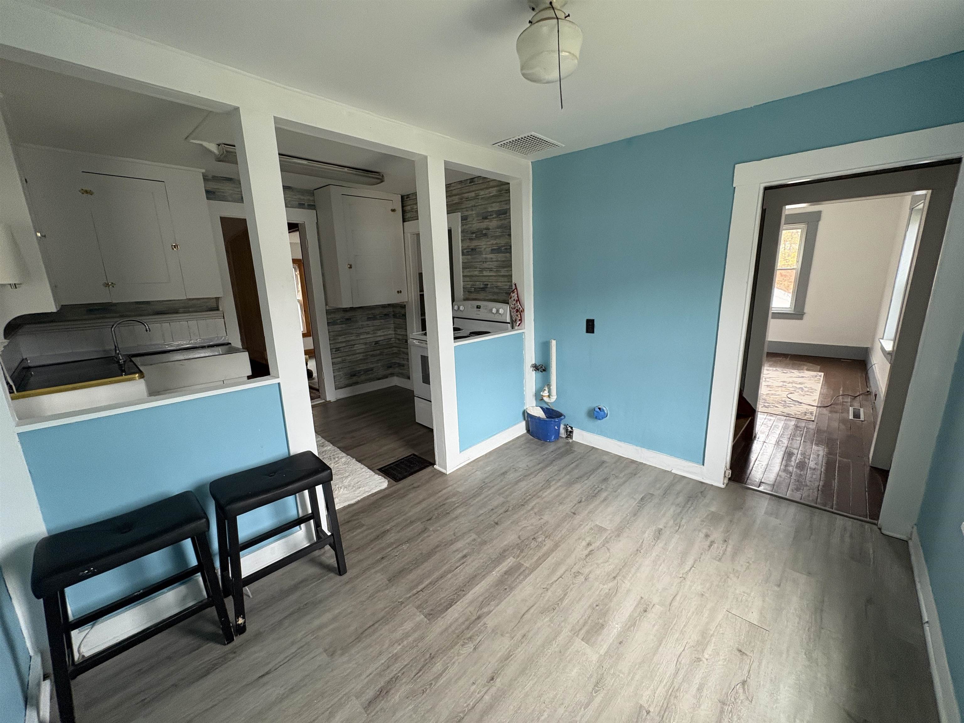 15 Cole Avenue Northfield, VT 05663 - Photo 5 of 20