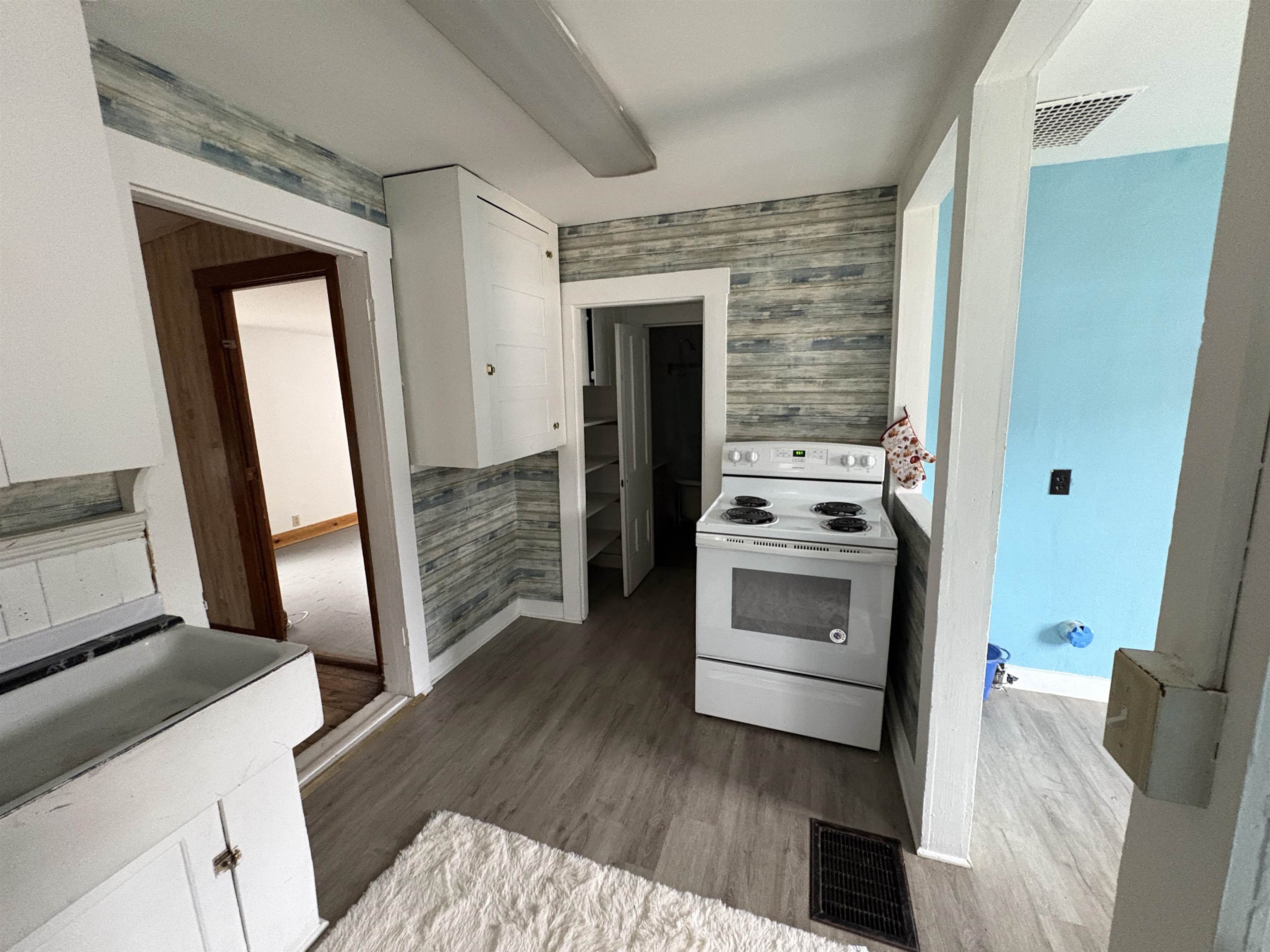 15 Cole Avenue Northfield, VT 05663 - Photo 6 of 20