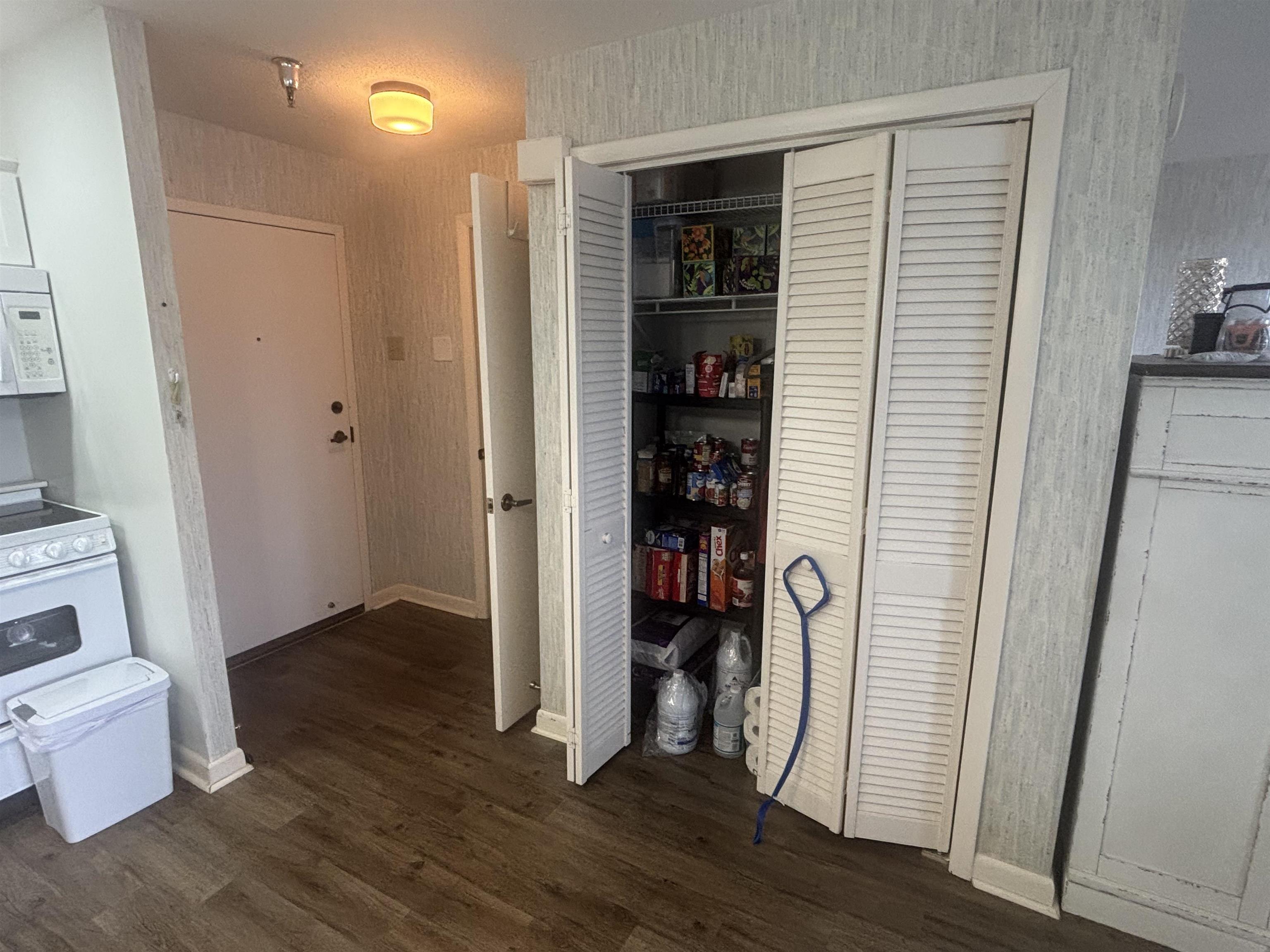 5001 Little River Road, Unit E517 Myrtle Beach, SC 29577 - Photo 8 of 19 Gallery Image 8