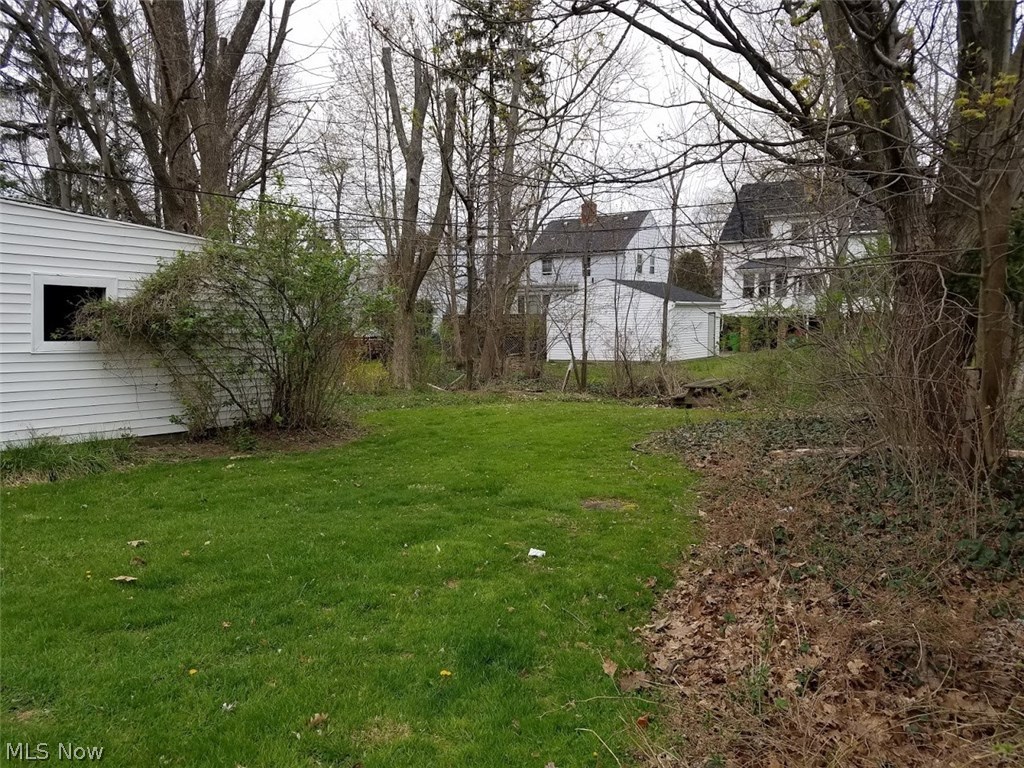 1523 Maplegrove Road South Euclid, OH 44121 - Photo 3 of 4