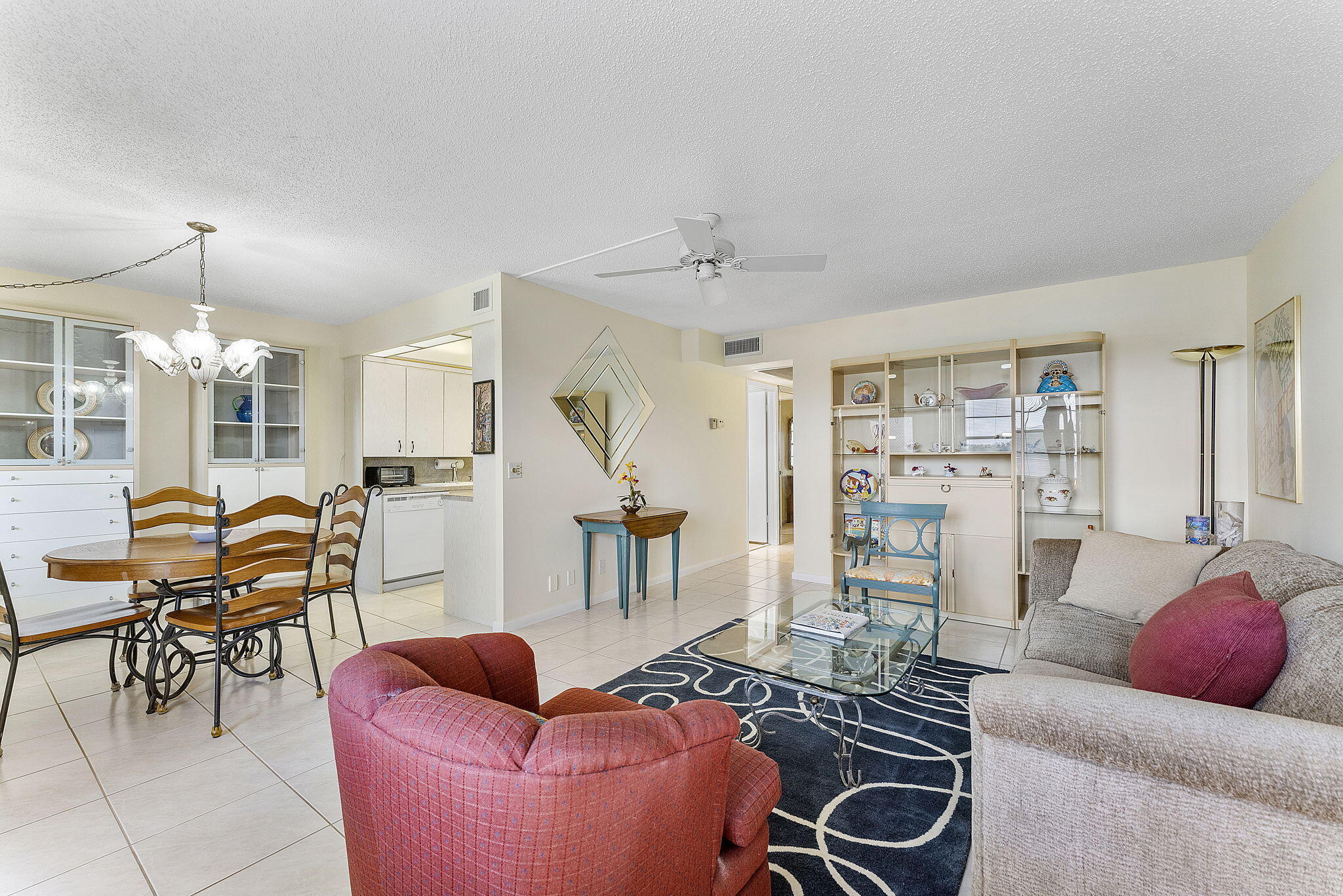 3027 Guildford East Boca Raton, FL 33434 - Photo 11 of 37 CV 19