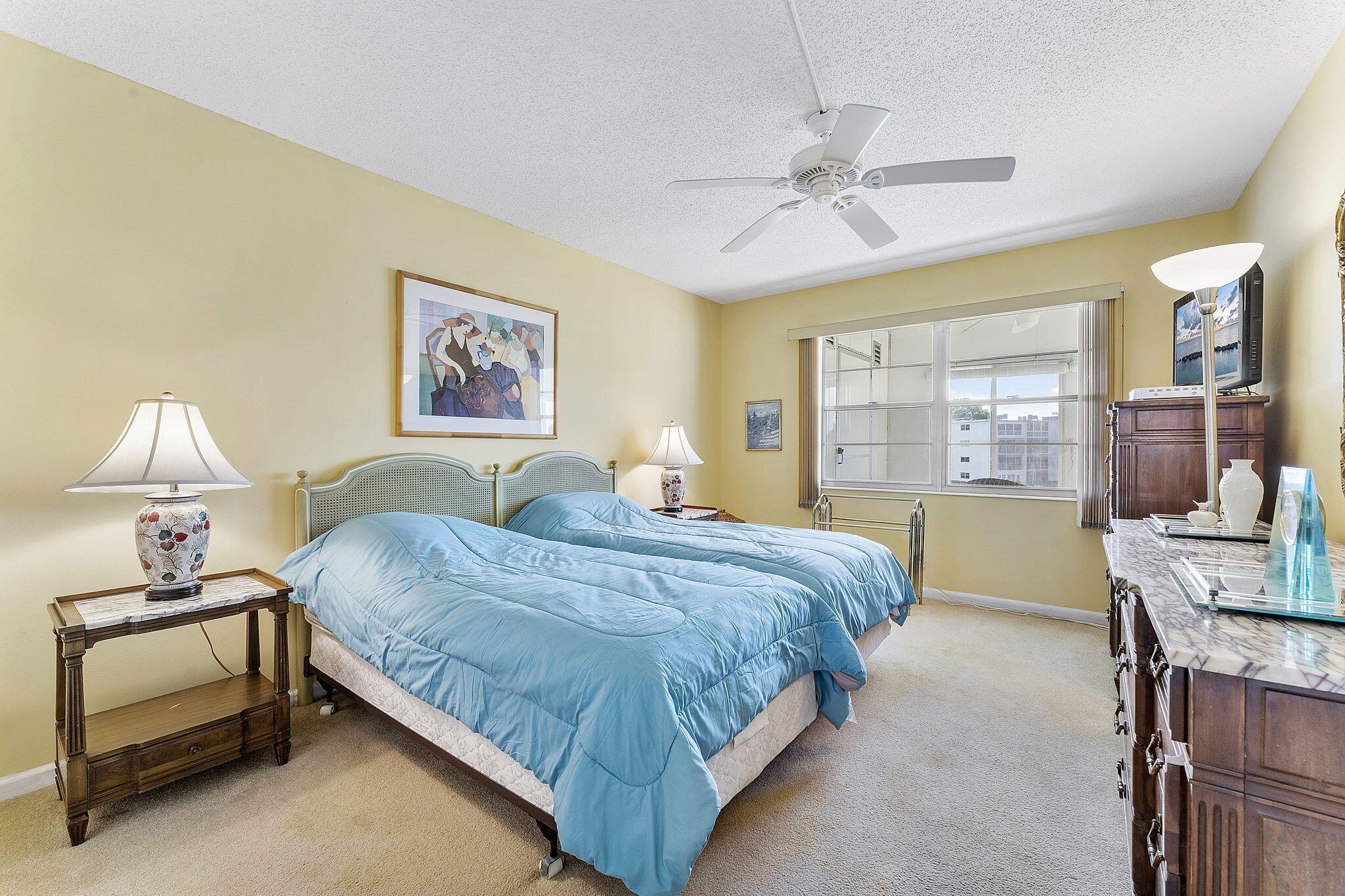 3027 Guildford East Boca Raton, FL 33434 - Photo 16 of 37 CV 28