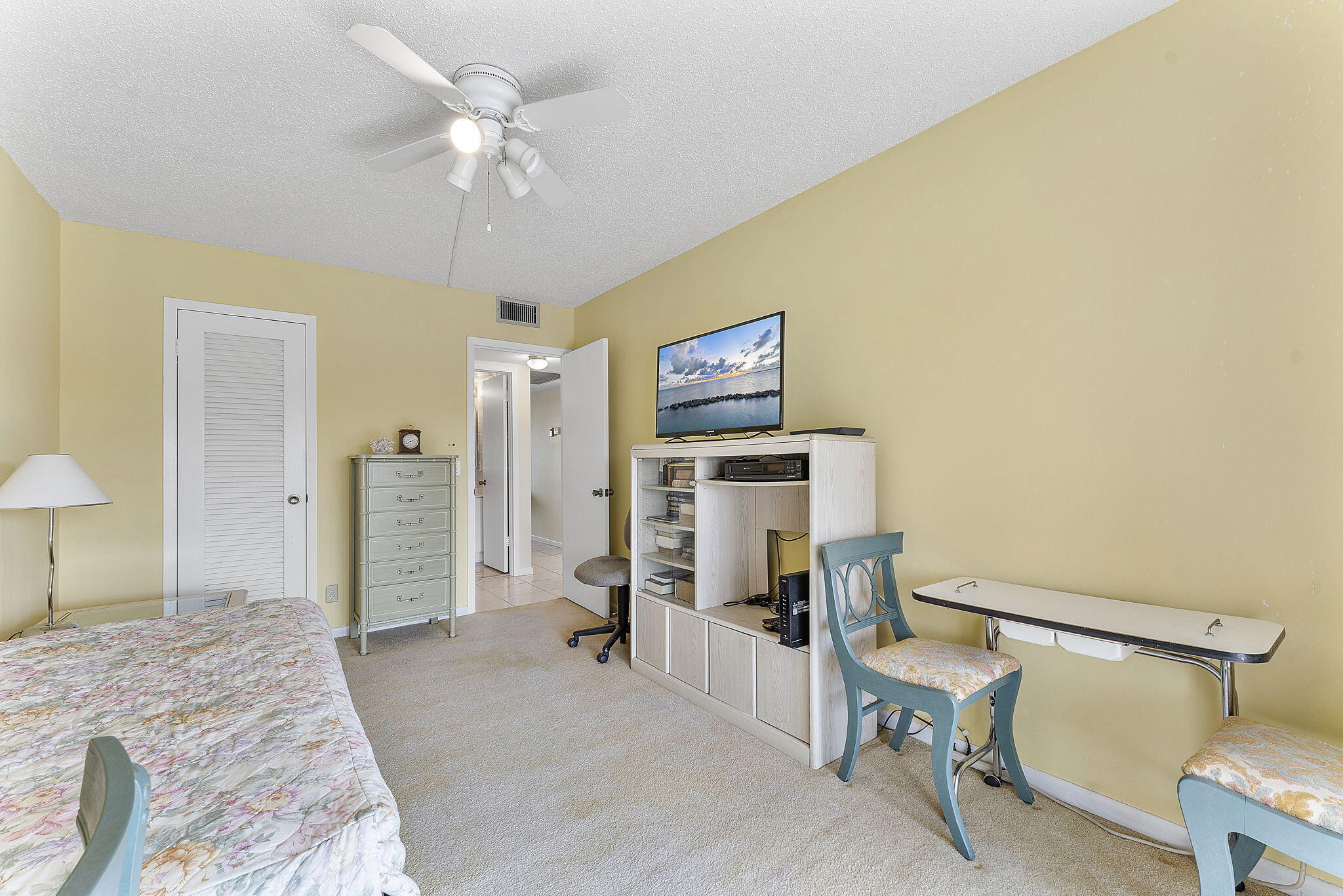 3027 Guildford East Boca Raton, FL 33434 - Photo 18 of 37 CV 5