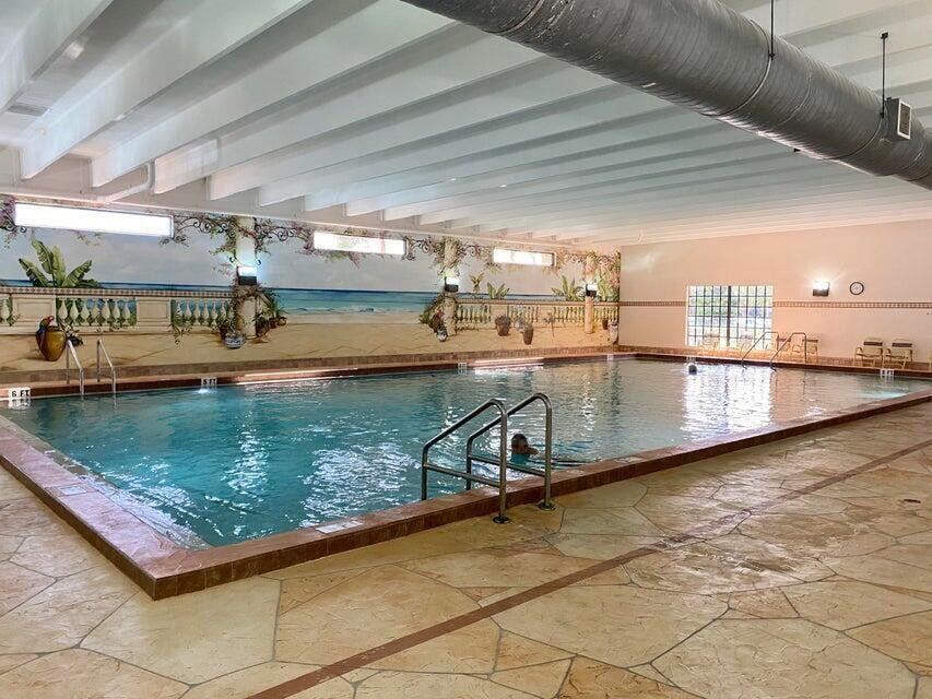 3027 Guildford East Boca Raton, FL 33434 - Photo 33 of 37 CV 33
