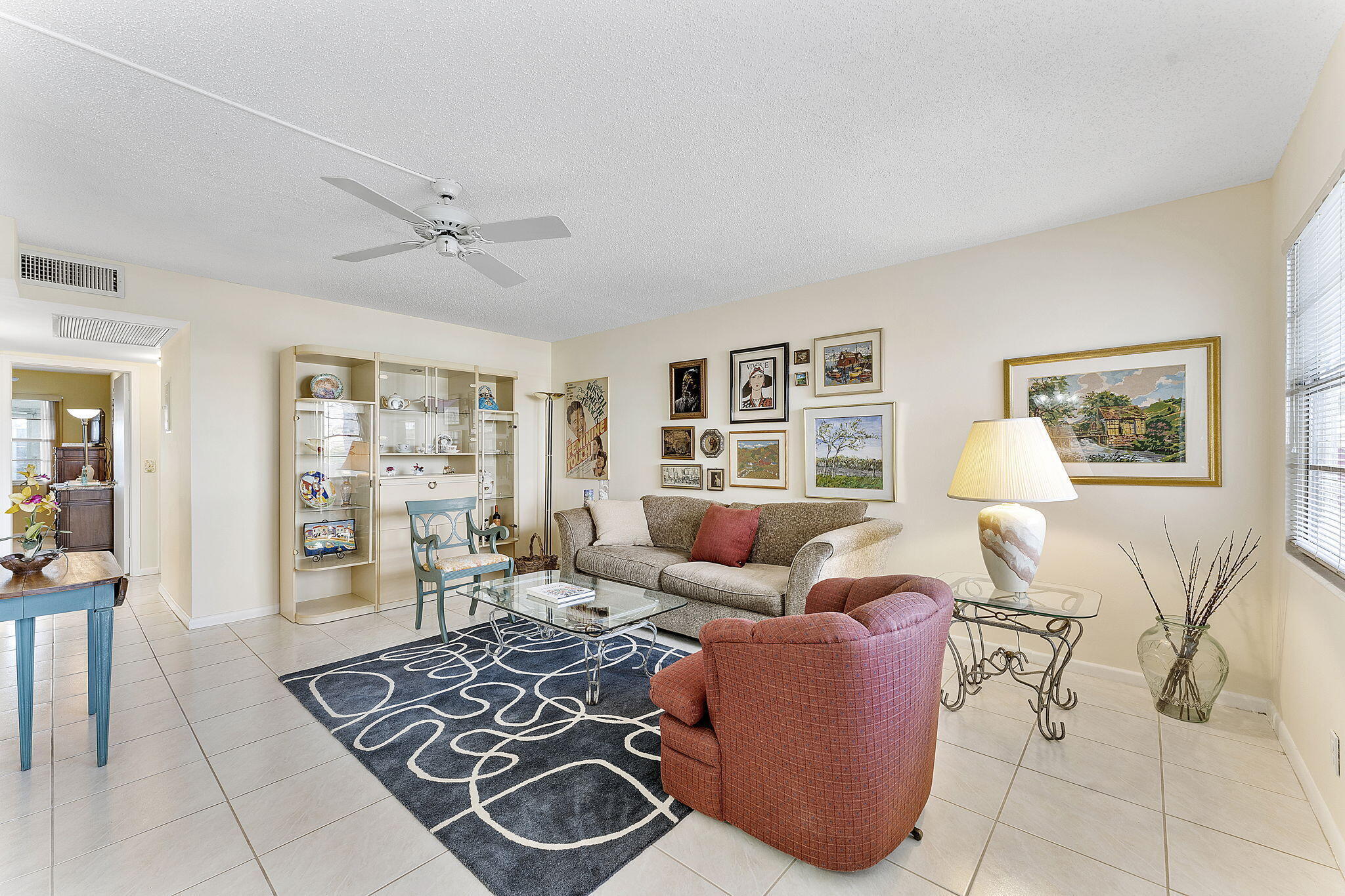 3027 Guildford East Boca Raton, FL 33434 - Photo 9 of 37 CV 16
