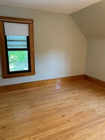 $2,100 | 522 View Street, St. Paul, MN 55102