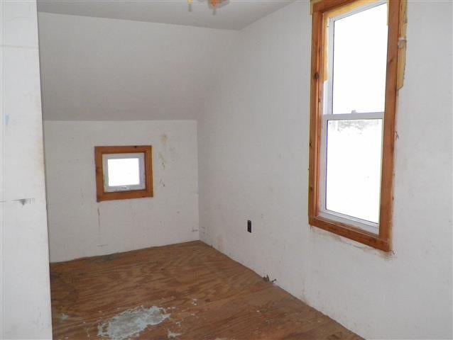 158 Grove Street Cheboygan, MI 49721 - Photo 14 of 16 Gallery Image 14