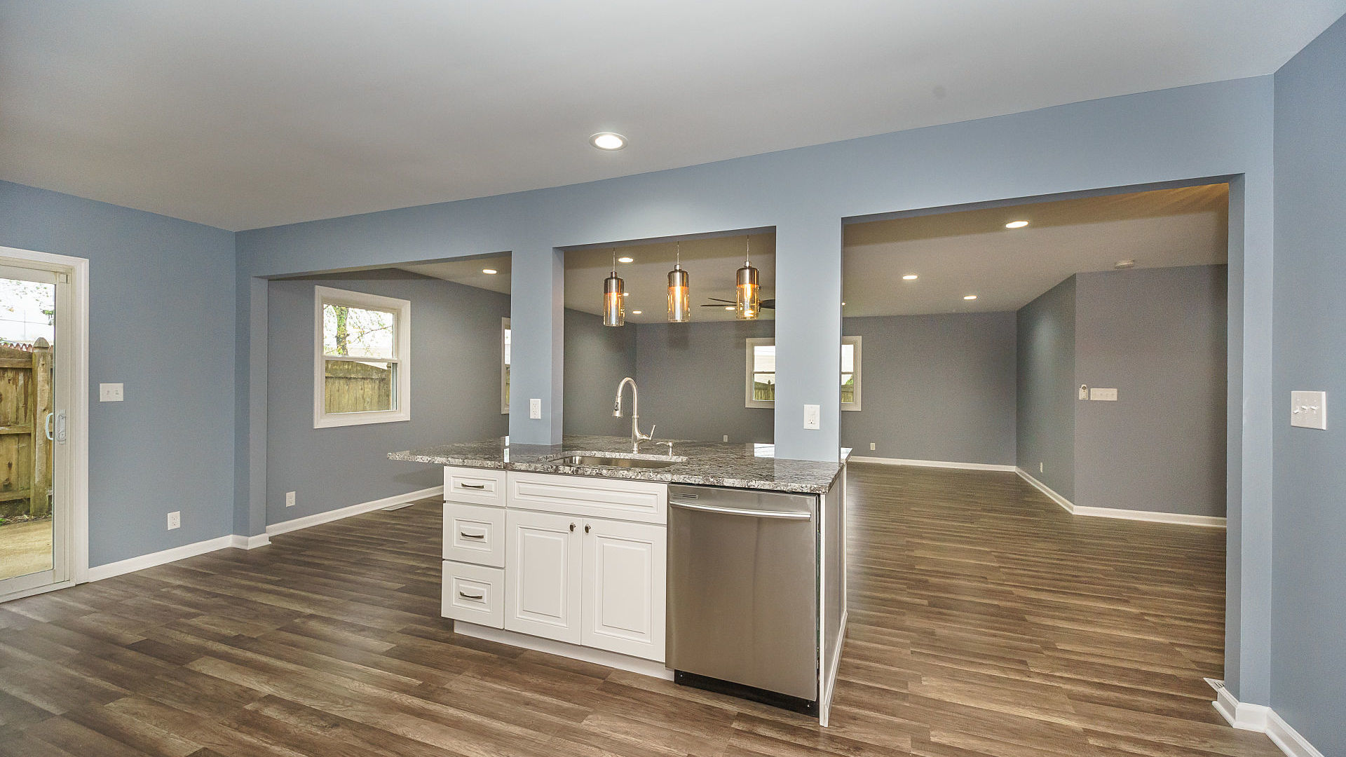 549 Redwood Road Bolingbrook, IL 60440 - Photo 14 of 27