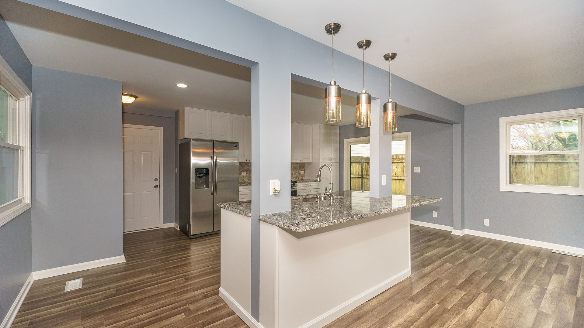 549 Redwood Road Bolingbrook, IL 60440 - Photo 9 of 27
