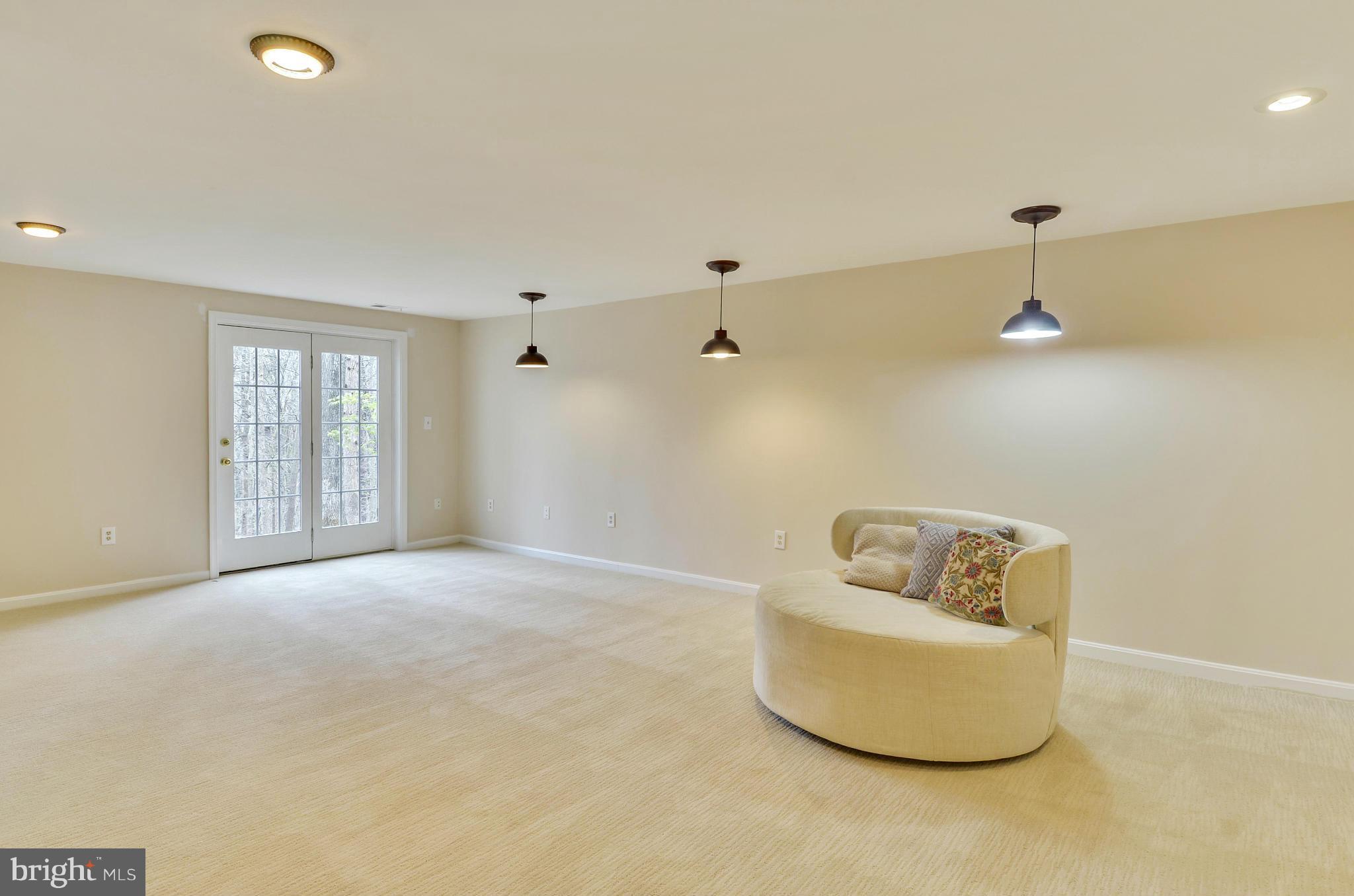 1922 Buckthorn Lane Reston, VA 20191 - Photo 23 of 30 a view of empty room with window