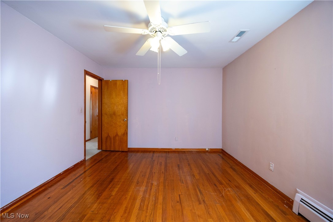 6705 Biddulph Road Cleveland, OH 44144 - Photo 29 of 42