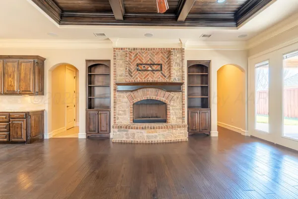 $525,000 | 212 Banks Drive, Amarillo, TX 79124