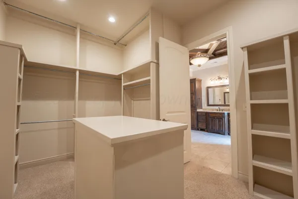 $525,000 | 212 Banks Drive, Amarillo, TX 79124