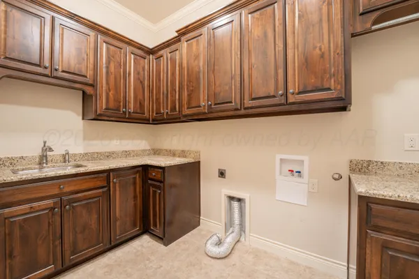 $525,000 | 212 Banks Drive, Amarillo, TX 79124