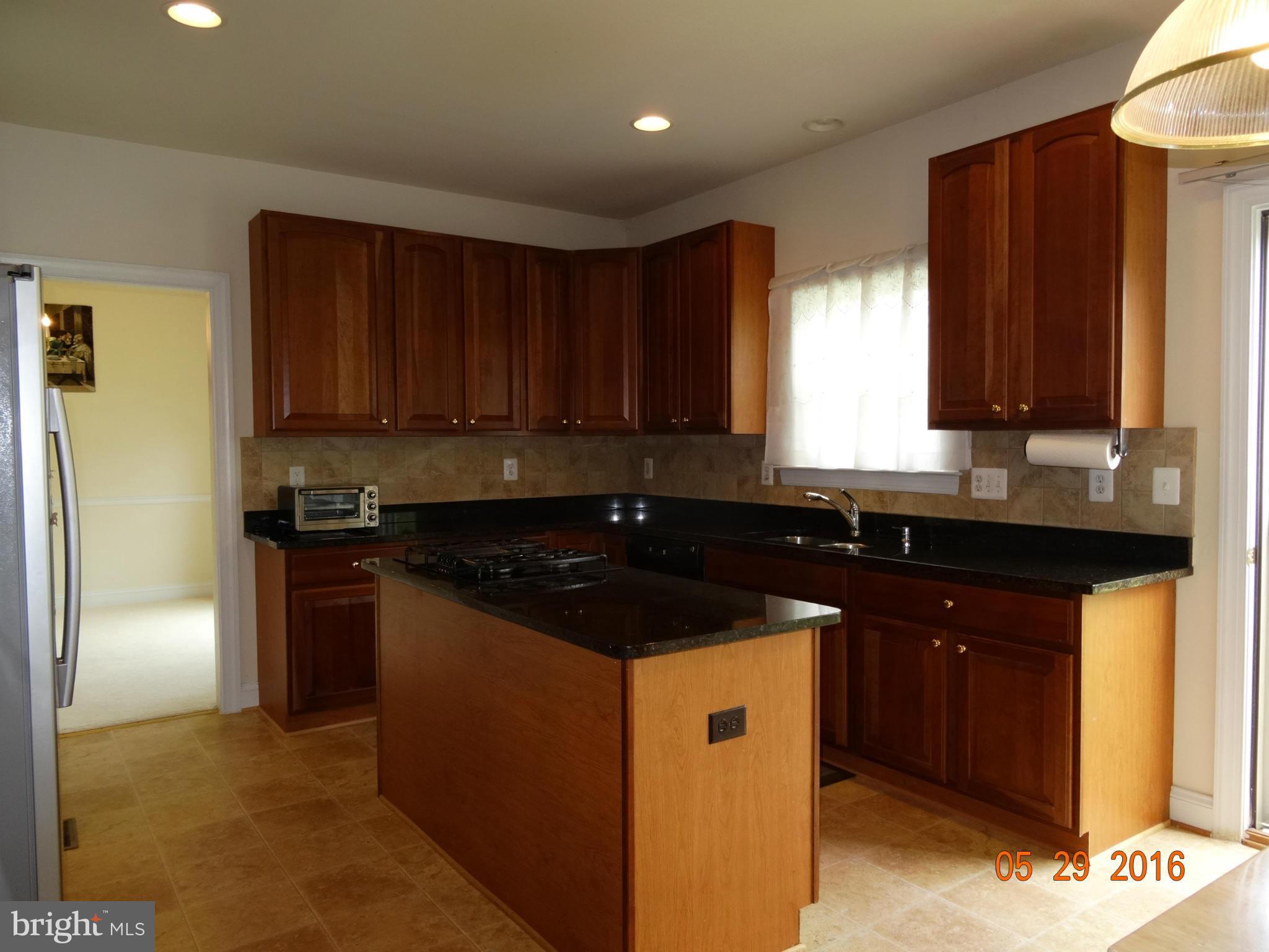 8087 High Castle Road Ellicott City, MD 21043 - Photo 2 of 28 Kitchen