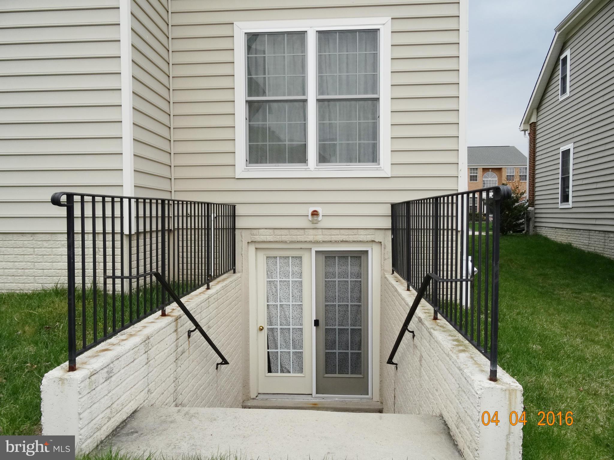 8087 High Castle Road Ellicott City, MD 21043 - Photo 24 of 28 Exterior (Rear)