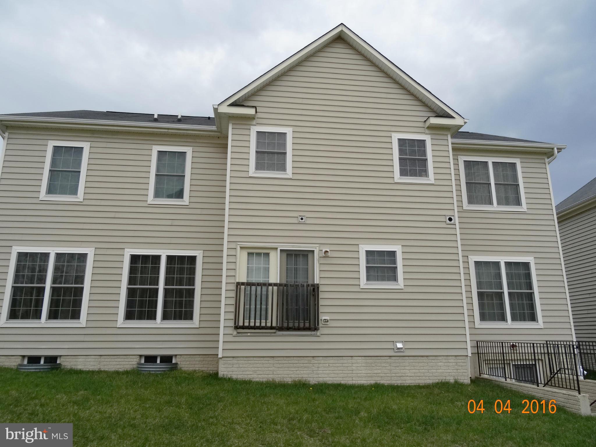 8087 High Castle Road Ellicott City, MD 21043 - Photo 26 of 28 Exterior (Rear)