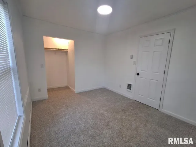 $99,900 | 1406 South 12th Street, Pekin, IL 61554