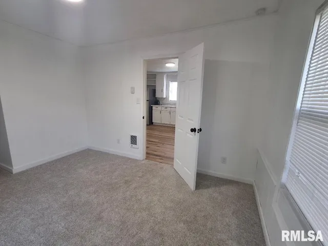 $99,900 | 1406 South 12th Street, Pekin, IL 61554