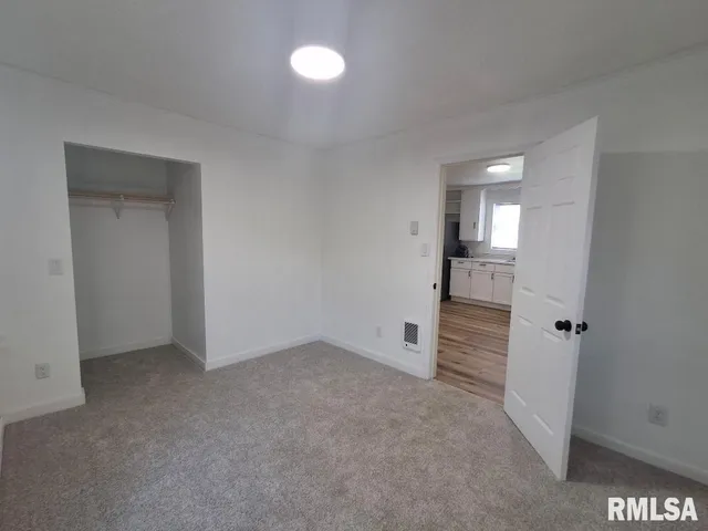 $99,900 | 1406 South 12th Street, Pekin, IL 61554