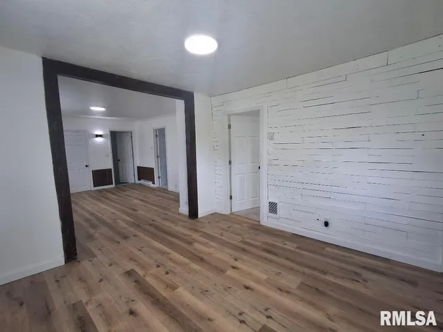 $99,900 | 1406 South 12th Street, Pekin, IL 61554