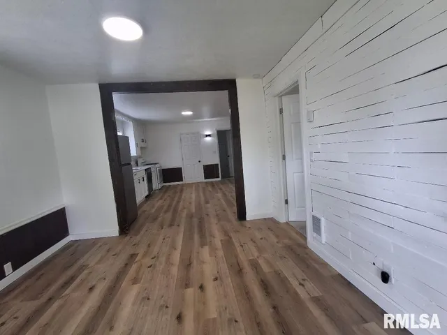 $99,900 | 1406 South 12th Street, Pekin, IL 61554