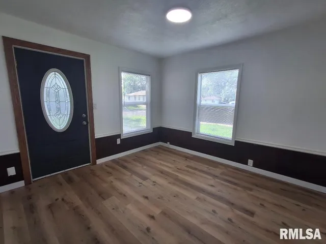 $99,900 | 1406 South 12th Street, Pekin, IL 61554