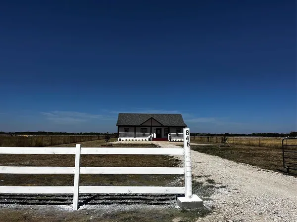 $275,000 | 848 Barons Grove Circle, Kerens, TX 75144