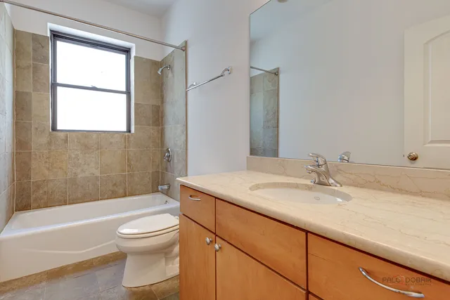 $500,000 | 1529 North Artesian Avenue, Unit 3N, Chicago, IL 60622