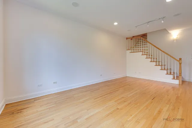 $500,000 | 1529 North Artesian Avenue, Unit 3N, Chicago, IL 60622