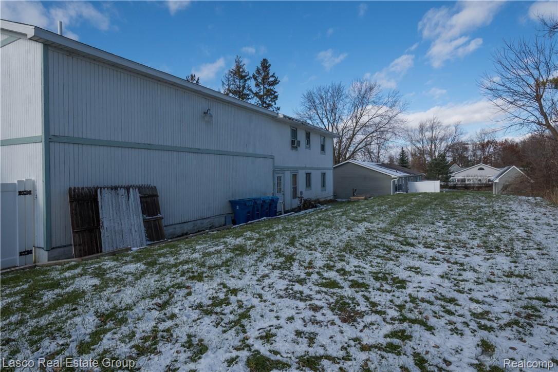 3520 West Thompson Road Grand Blanc, MI 48439 - Photo 4 of 24 DSC_4681.jpg