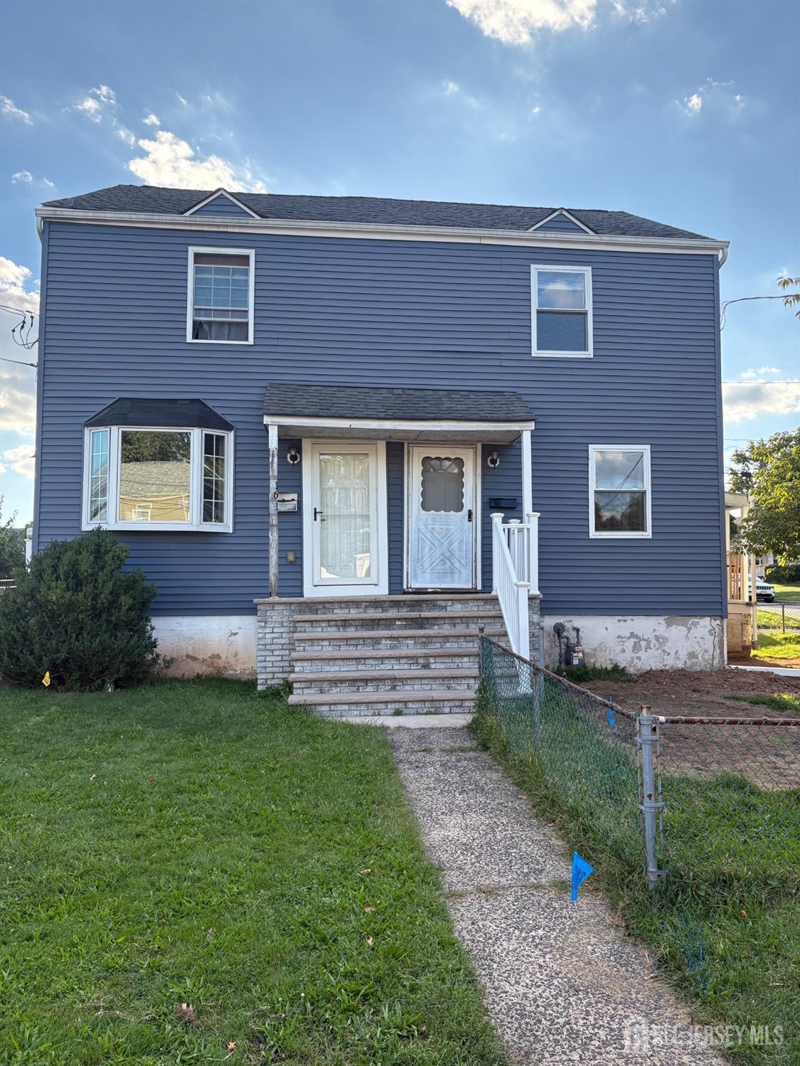163 Winchester Road Fords, NJ 08863 - Photo 1 of 11 Gallery Image 1
